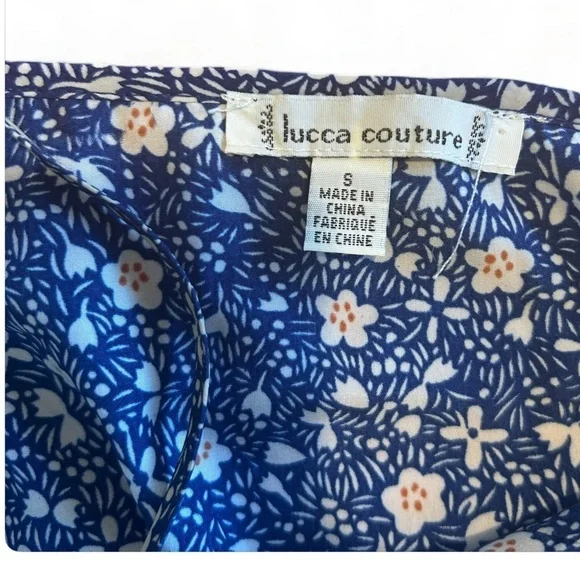 Lucca Couture Blue Floral Button Up Crop Top Lace Detail Size Small - Picture 11 of 11